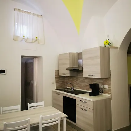 Maura Domus Tatil Evi Corigliano dʼOtranto